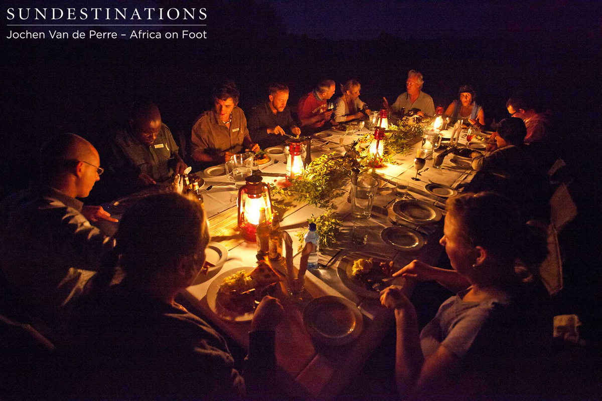 Now there's a South African's ideal way of dining ! Now there's a South African's ideal way of dining !