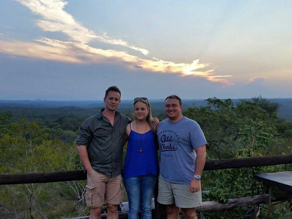 Africa on Foot: Brett Thomson, Courteney and Cecilia Blunden Africa on Foot: Brett Thomson, Courteney and Cecilia Blunden