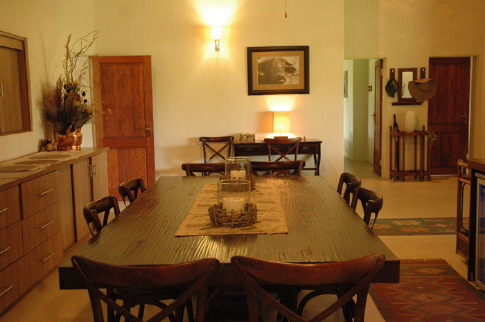 Dining area at nDzuti Safari Camp