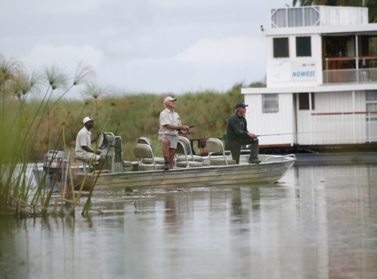 Heaven on a Houseboat