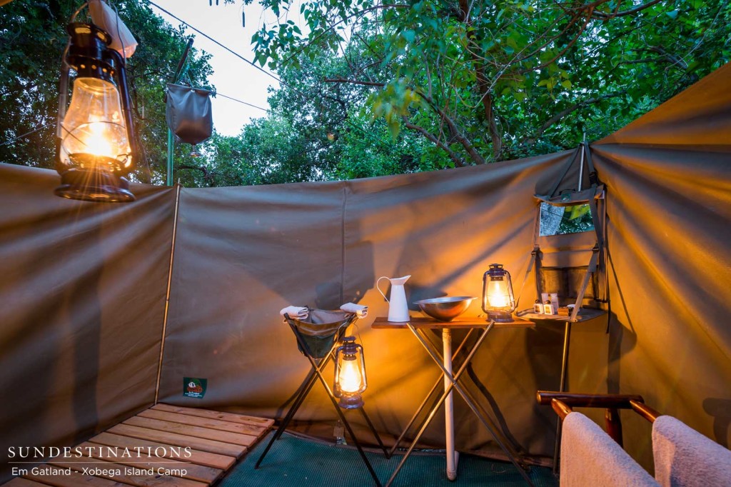 Xobega Island en suite bush bathroom