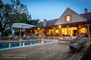 Walkers Bush Villa Pool Deck