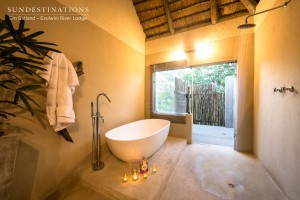 Ezulwini Honeymoon Suite Bathroom