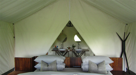 Tented Accommodation at Camp Machaba Camp Machaba Tented Accommodation