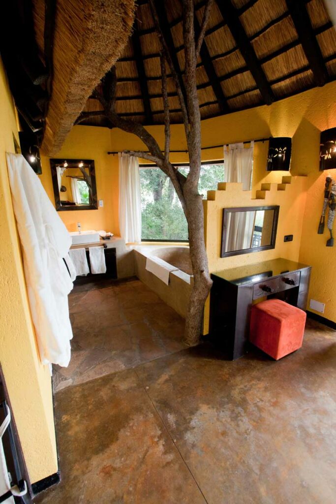 bathroom-suite bathroom-suite